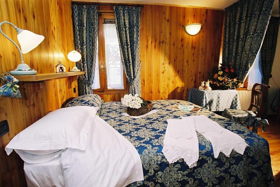 B&B Lepetitnid Valtournenche Eksteriør billede
